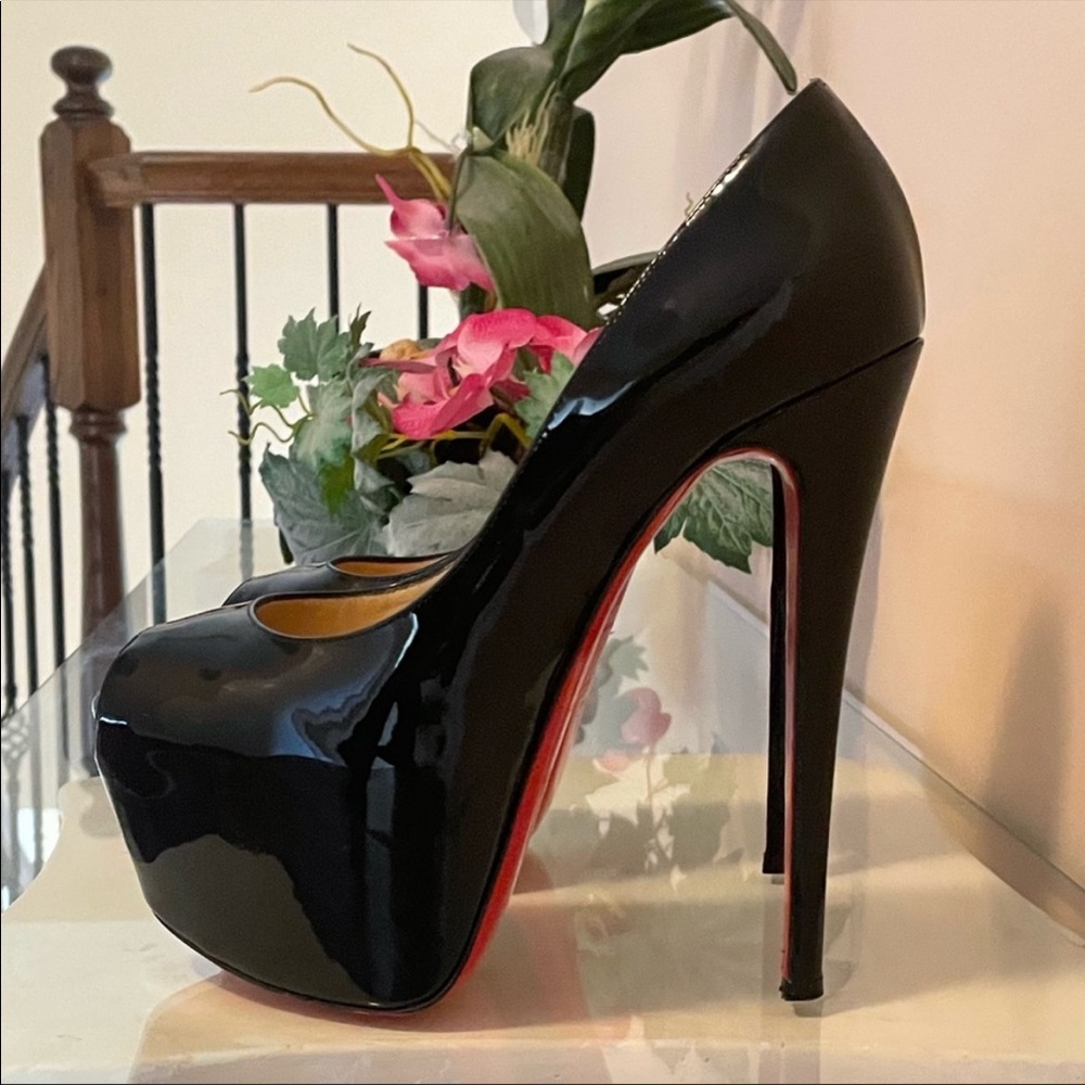 ✨Black Friday Deal✨Authentic Highness Louboutin